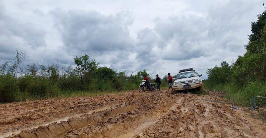 Anggarkan Rp24 Miliar untuk Dua Ruas Jalan Strategis di Sintang