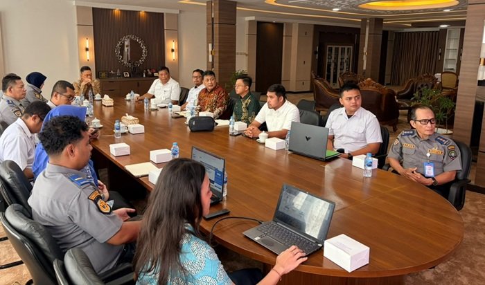 Angkutan Umum Pontianak Ditargetkan Beroperasi Mei 2027