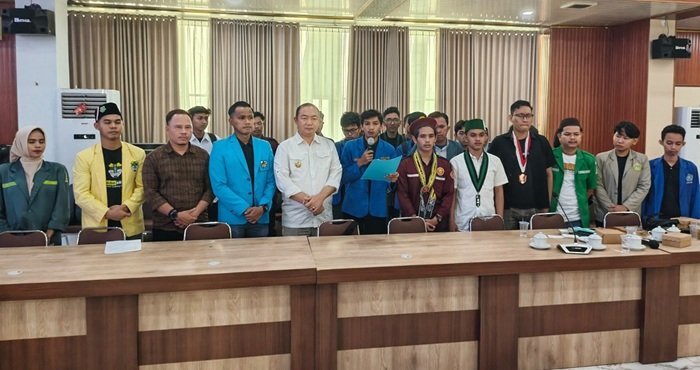 Bahas Isu Kelangkaan BBM, Bupati Ketapang Terima Audensi Cipayung Plus dan Mahasiswa