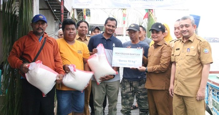 Bantuan Perlengkapan Pemkot Pontianak Dongkrak Penghasilan Nelayan