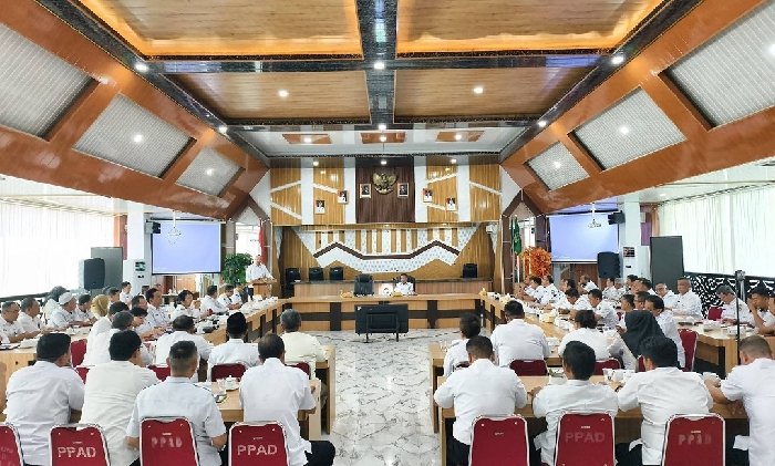 Bupati dan Wabup Ketapang Pimpin Rakor OPD
