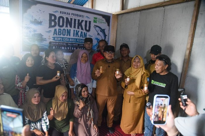 Dorong Batu Ampar jadi Destinasi Wisata, Bupati Sujiwo Puji Abon Ikan Lokal