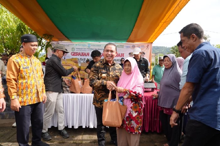 Dorong Daya Beli Masyarakat, Gubernur Norsan Gelar Pasar Murah di Kayong Utara
