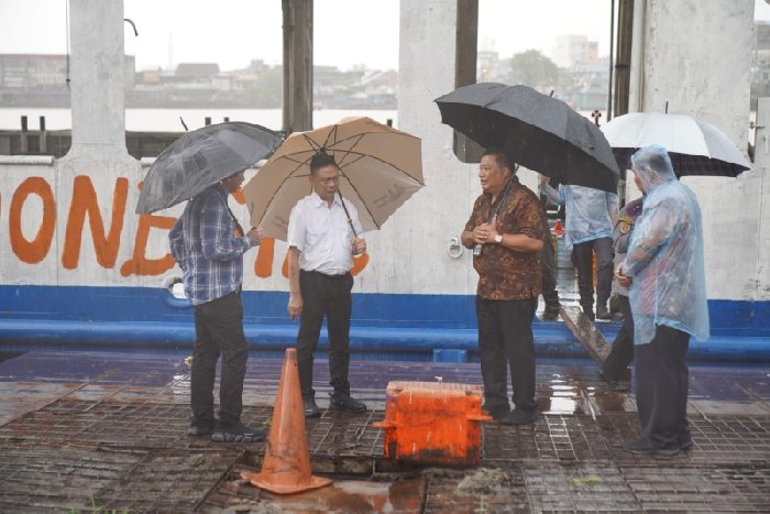 DPR Desak Pusat Alokasikan Anggaran Perbaikan Dermaga Feri di Pontianak