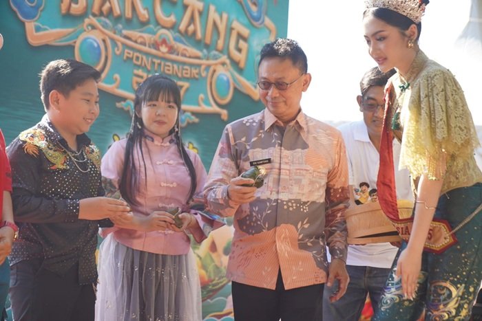 Festival 1000 Bakcang Dibagikan Gratis, Wako Edi Dorong jadi Makanan Khas