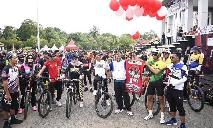 Fun Bike Meriahkan Anniversary ke-1 KSK Reborn, Bupati Alex Apresiasi Semangat Kolaborasi
