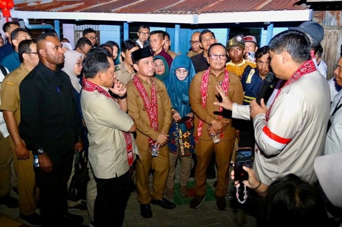 Gubernur Kalbar dan Menteri PKP Tinjau Progres Penanganan Kawasan Kumuh di Kubu Raya