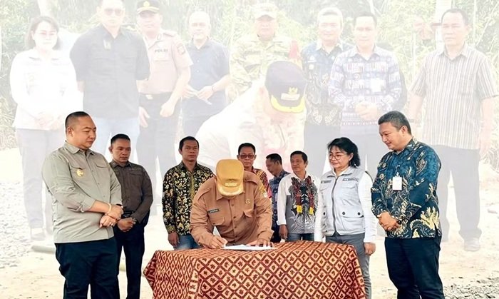 Hadiri Deklarasi ODF di Riam Batu Gading, Bupati Alex: Bagian Penting Tingkatkan Kualitas Hidup