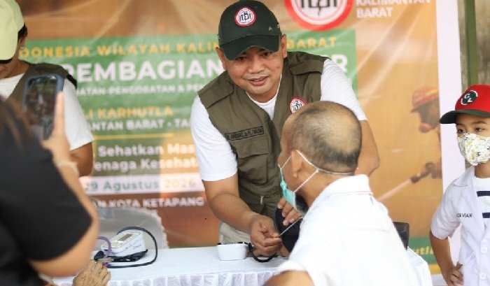 IDI Peduli Karhutla, Ratusan Warga Ketapang Dapat Layanan Kesehatan Gratis