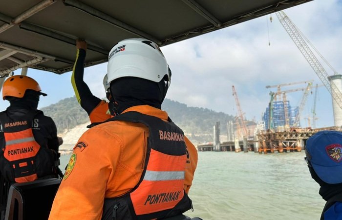 Jatuh ke Laut saat Mengelas Tiang Pelabuhan, Pekerja di Pulau Penebang Tewas