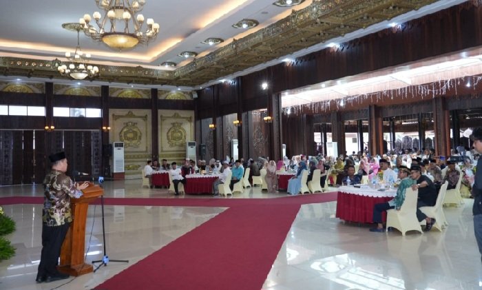 Kerusakan Jalan di Ketapang Akibat Tingginya Beban Kendaraan Operasional Tambang