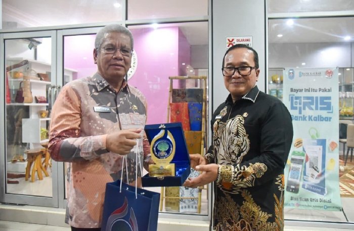 Kreatif Bangun Daerah, Sekda Harisson Puji Bupati Sujiwo