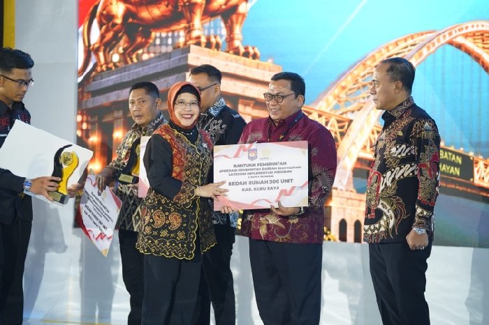 Kubu Raya Terbaik Regional Kalimantan Program Tiga Juta Rumah