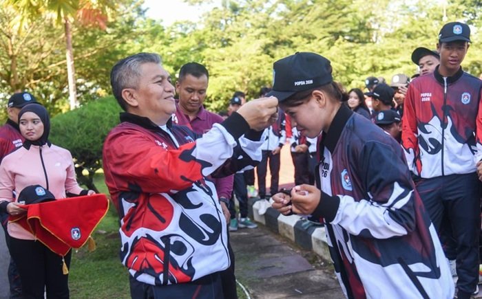 Lepas Kontingen Popda, Sekda Kubu Raya Optimis Hasil Terbaik