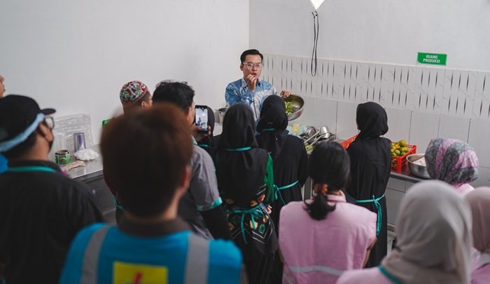 Lewat Program TJSL, PLN Dorong Produk Olahan Limau Kuit Banjarbaru Naik Kelas Jelang HUT ke-81 RI