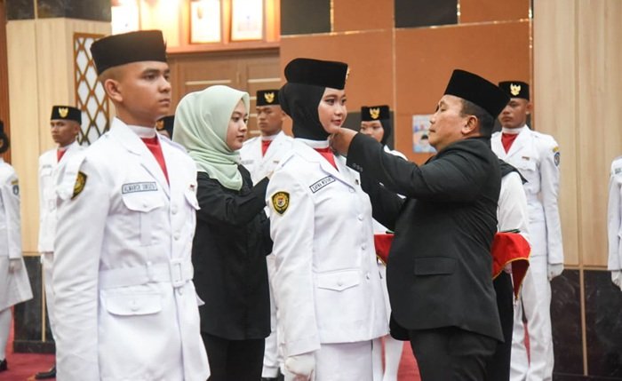 Paskibraka Kubu Raya Dikukuhkan, Bupati Sujiwo: Ini Putra-Putri Pilihan