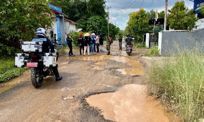 Pemkab Kubu Raya Targetkan Perbaikan Jalan Ujung Pandang 2 Tahun Ini