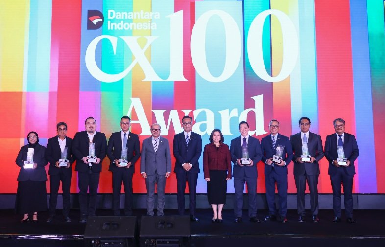 PLN Raih Sector Champion dan Runner Up BUMN Layanan Terbaik Danantara Indonesia CX100 Award 2026