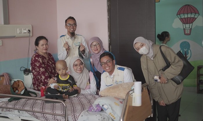 PLN UPT Banjarbaru Tebar Semangat Hari Kemerdekaan RI Bagi 60 Anak Pejuang Kanker di RSUD Ulin