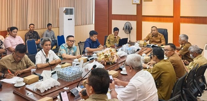 Poktan PTT dan PT PTS Duduk Bersama, Bupati Alex Dorong Solusi Kemitraan Berkelanjutan