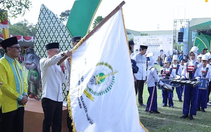 Sekda Repalianto Lepas Pawai Ta'aruf MTQ XXXIII Ketapang