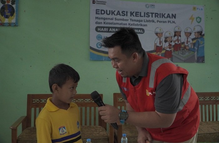 Semarak HUT ke-81 RI, PLN Edukasi Keselamatan Ketenagalistrikan kepada Ratusan Pelajar di Balikpapan