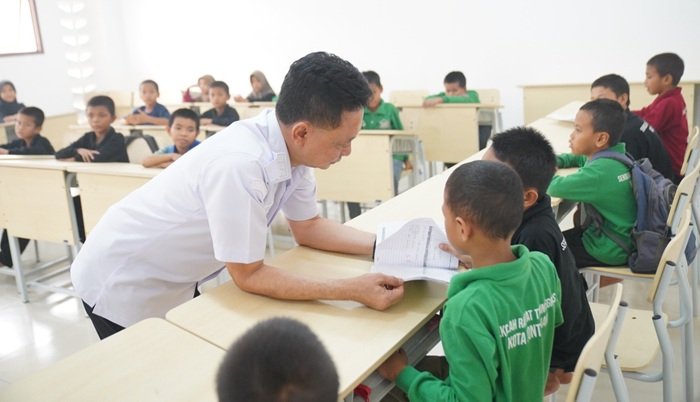 Wako Pontianak Tinjau Sekolah Rakyat, Pastikan Kebutuhan dan Kesehatan Siswa Terjaga