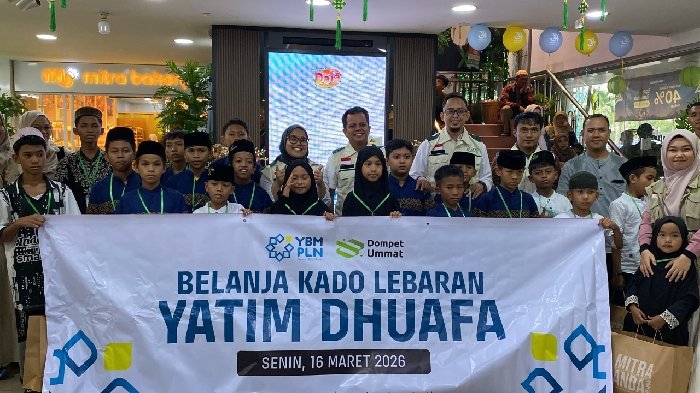 YBM PLN UIP KLB Santuni dan Ajak Puluhan Yatim Dhuafa Berbelanja