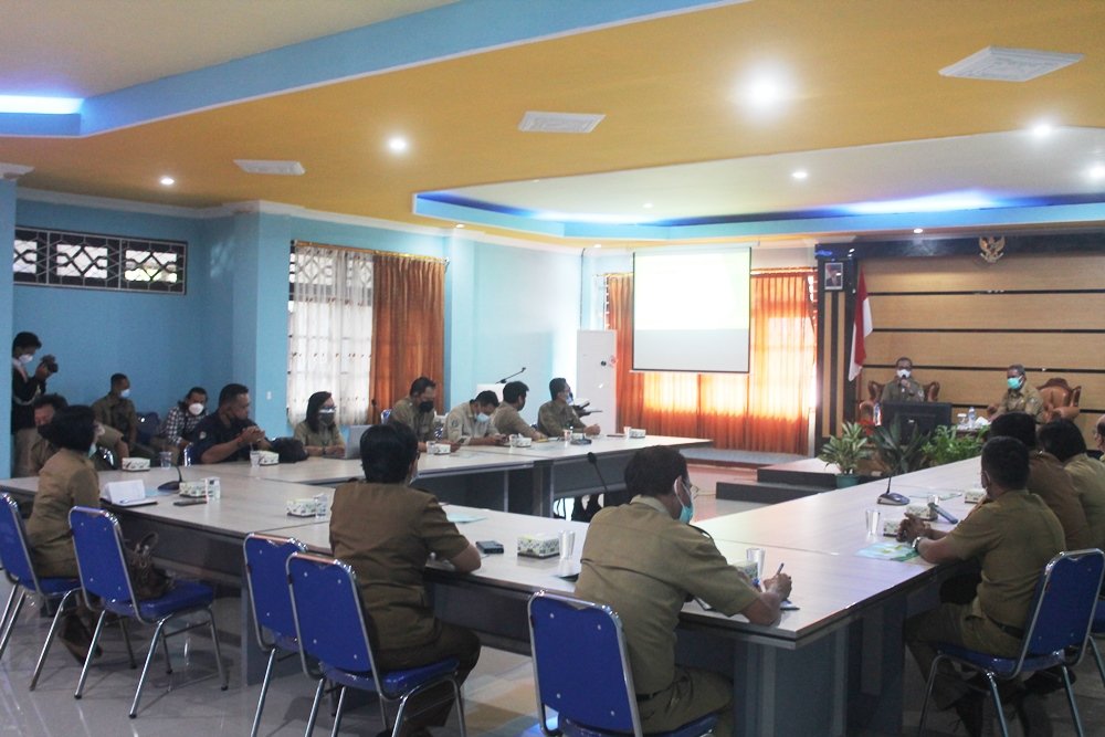 Asisten Ekbang Sintang Sambut Kunjungan Ditjen PJLHK Kementerian Lingkungan Hidup dan Kehutanan RI