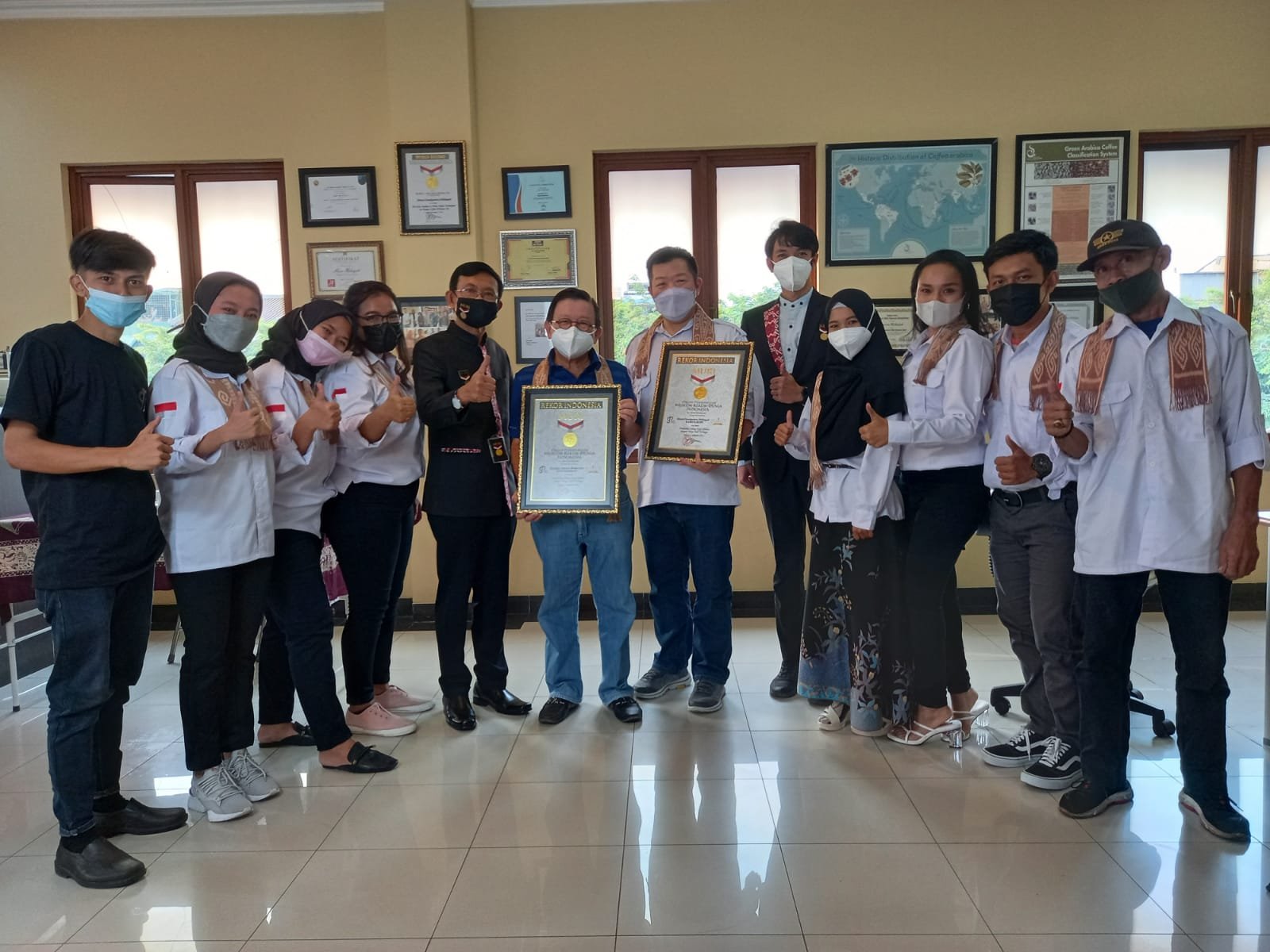 Tembus Rp 8 Juta Sekilo, Kopi Asal KKU Raih Rekor Muri