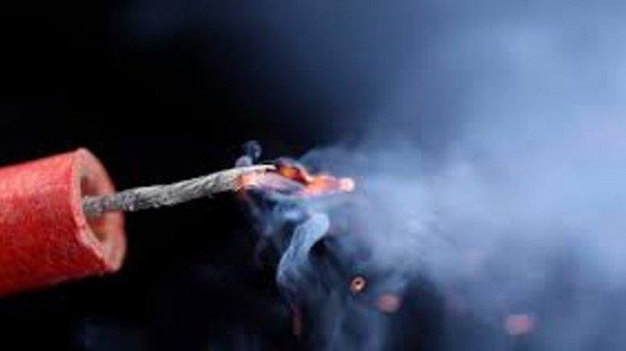 Duh! Mercon Dibuat dari Lembaran Al-Qur'an Ditemukan di Tangerang