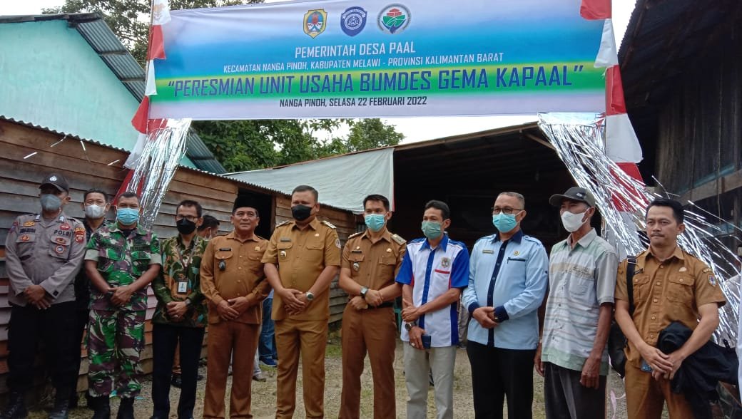 BUMDes Paal Diresmikan, Bupati Dadi Sunarya Bangga