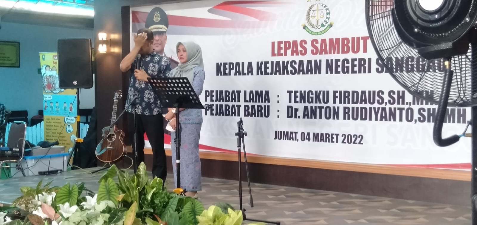 Pisah Sambut Kajari Sanggau, Tengku Firdaus Berlinang Air Mata