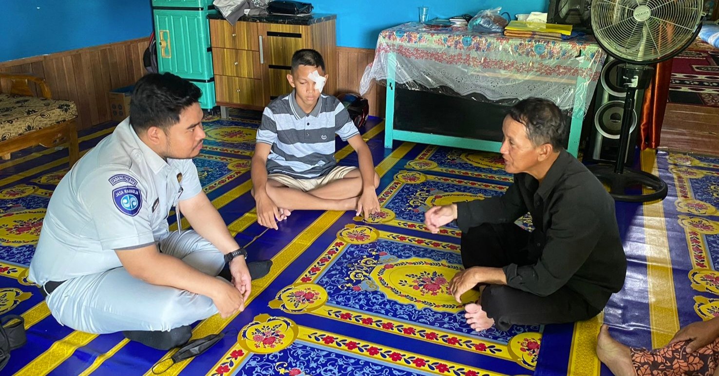 Jasa Raharja Putussibau Salurkan Santunan Rp730 juta Bagi Korban Kecelakaan