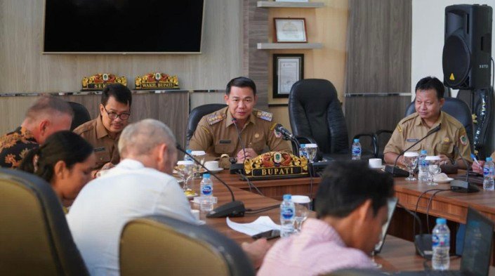 Bupati Minta GIZ Masukan Program Infrastruktur dan Dorong Kratom