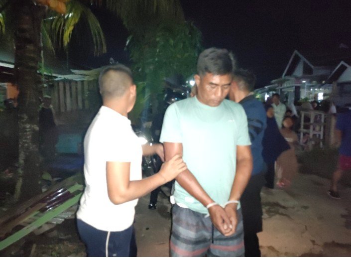 Diduga Menggunakan Narkoba, Dua Orang Tak Dikenal Diamankan Polisi di Desa Teluk Kapuas