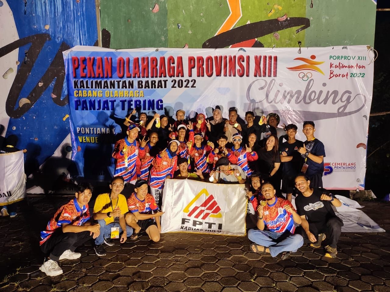 Luar Biasa, Atlet Panjat Tebing Kapuas Hulu Sikat 5 Medali Emas Porprov Kalbar 2022