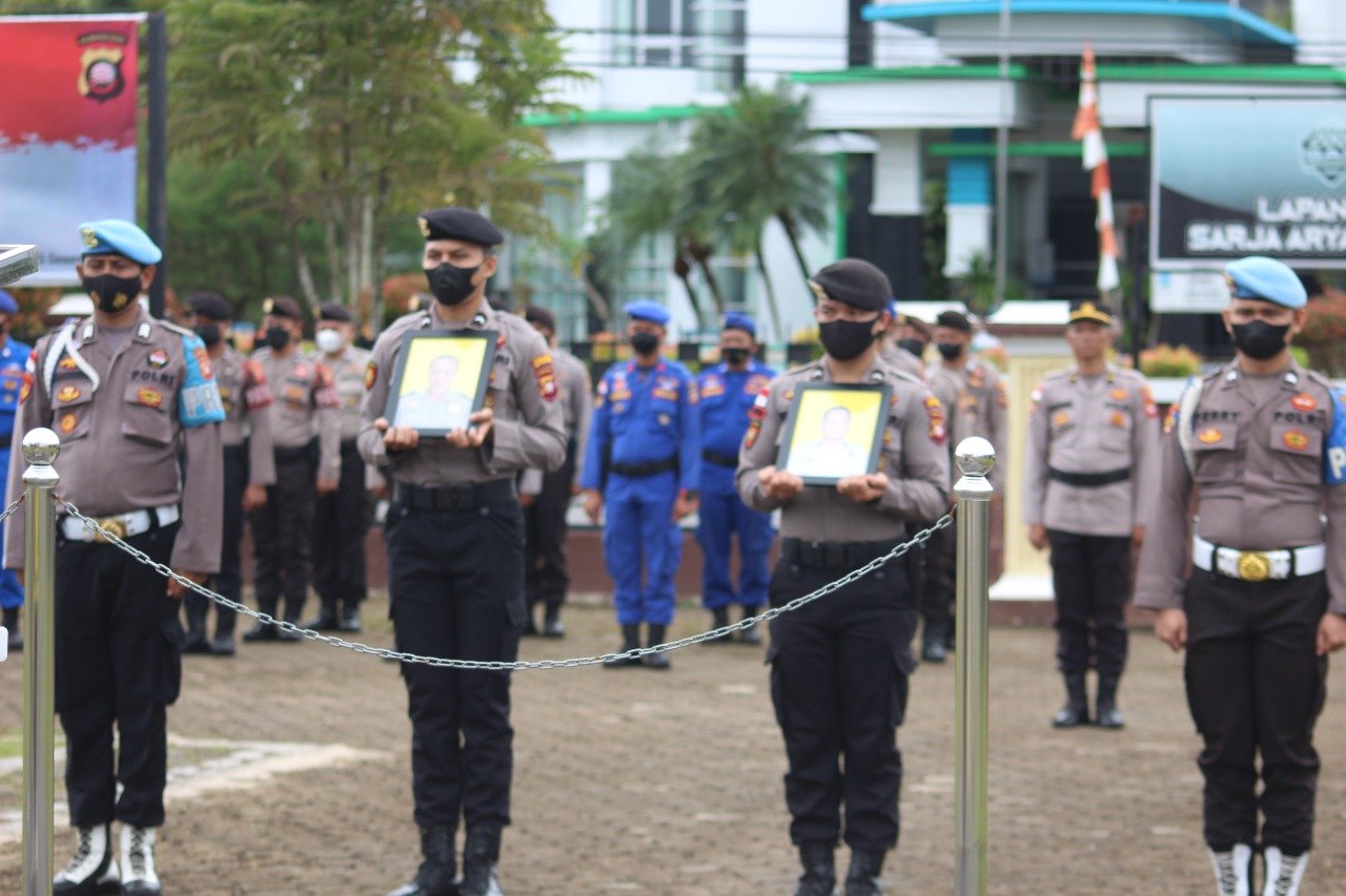Langgar Disiplin, Dua Polisi di Kapuas Hulu Dipecat