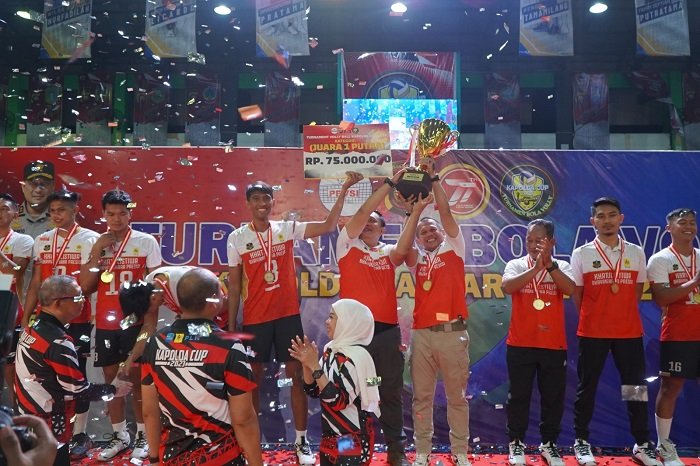 Turnamen Bola Voli Kapolda Kalbar Cup 2023 Sukses Digelar, PLN Turut Memberikan Dukungan hingga Akhir Laga