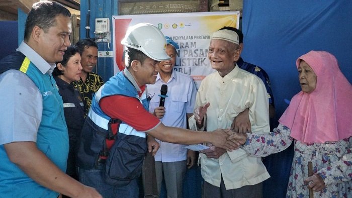 Dapat Program Sambung Listrik Gratis, 744 KK di Kotawaringin Timur Kalteng Nikmati Listrik Andal dan Terjangkau