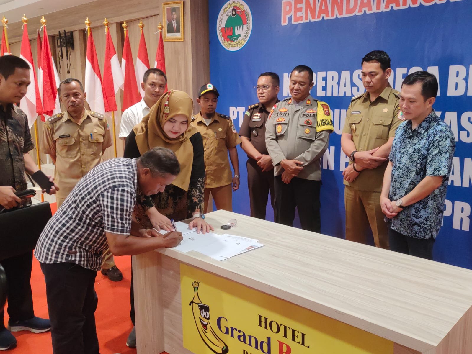 IPR Dikeluarkan, Desa Beringin Gandeng PT Tanjung Pura Perkasa Kelola Pertambangan