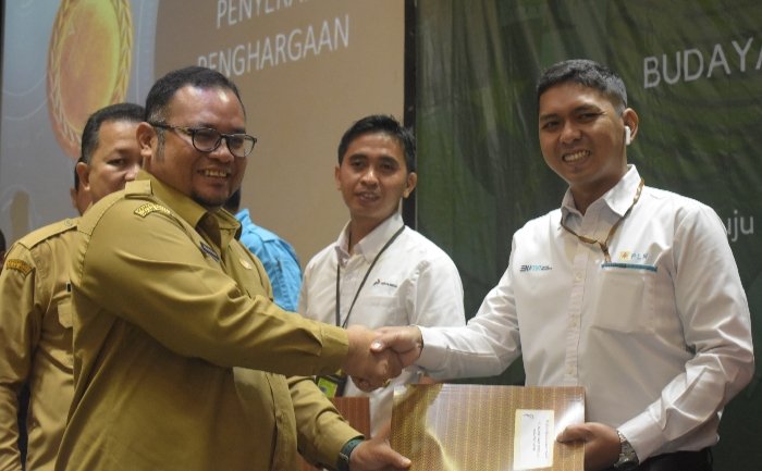 Sukses Terapkan Budaya K3, PLN UIP KLB Raih Penghargaan dari Pemprov Kalbar