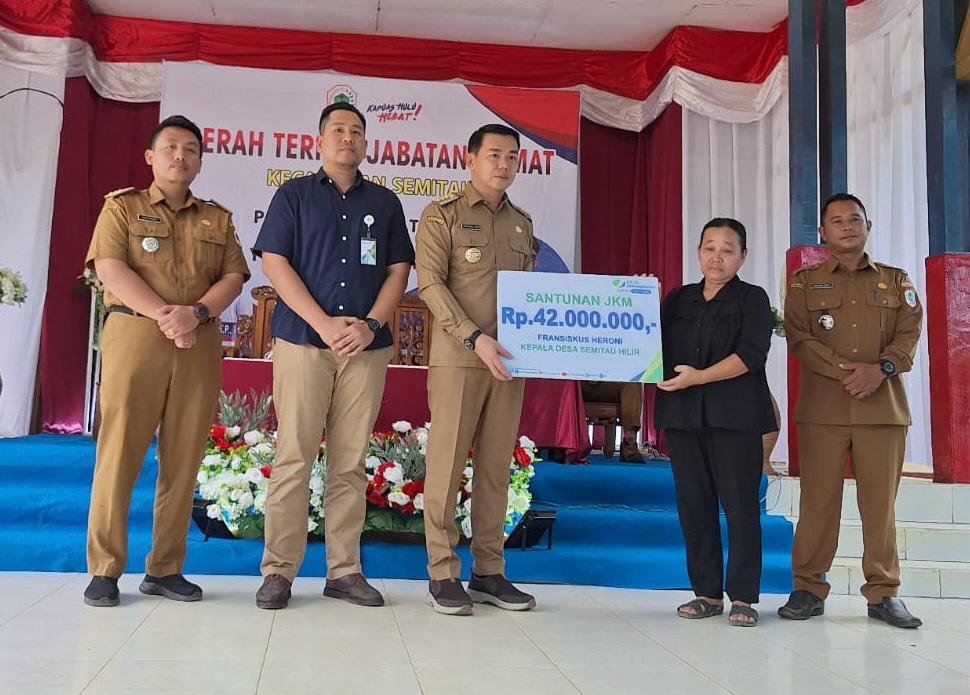 BPJS Ketenagakerjaan Bayarkan Santunan Jaminan Kematian Bagi Ahli Waris di Kapuas Hulu