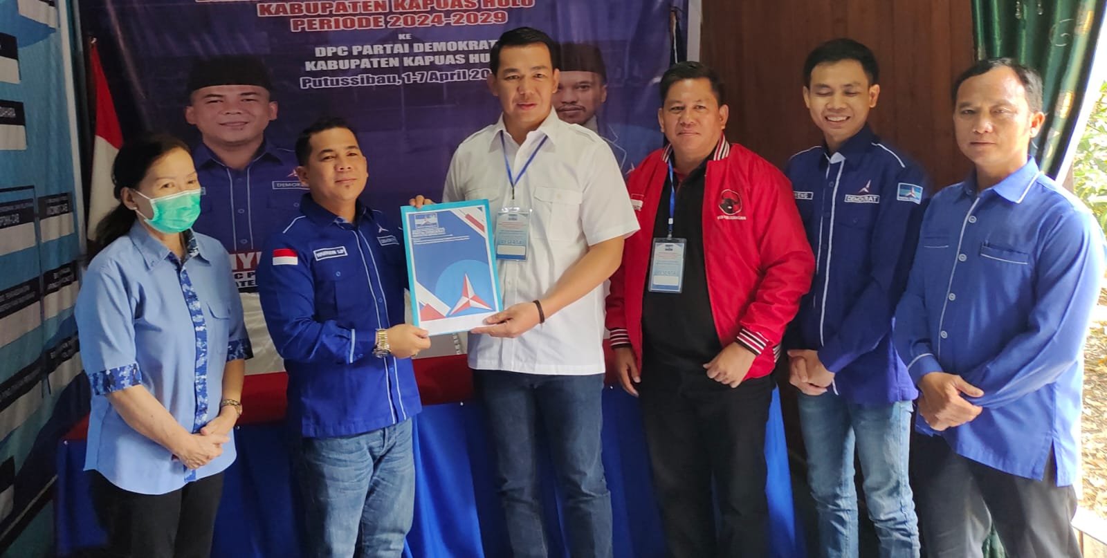 Kembalikan Berkas Pendaftaran Balon Bupati, Sis Akui Tak Ada Masalah dengan Wakil Bupati