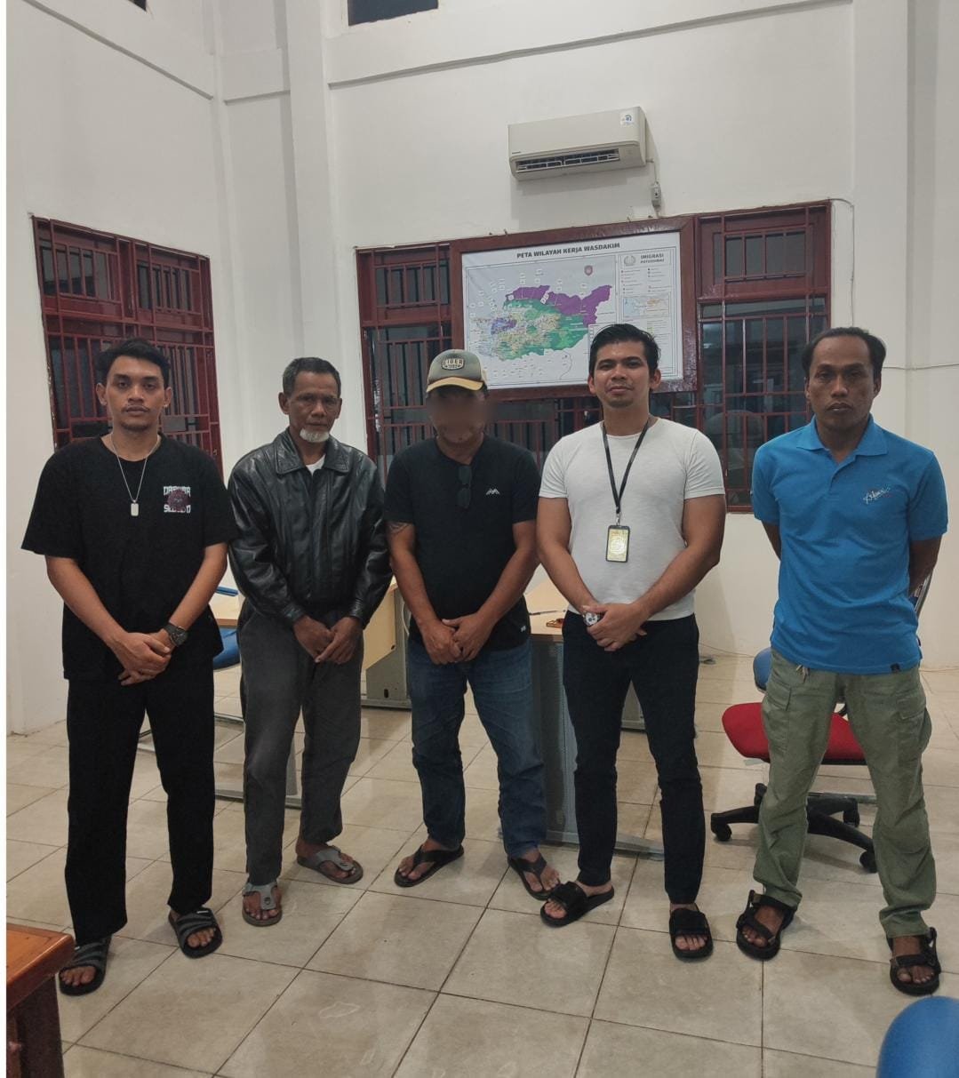 Warga Malaysia Ditangkap Imigrasi