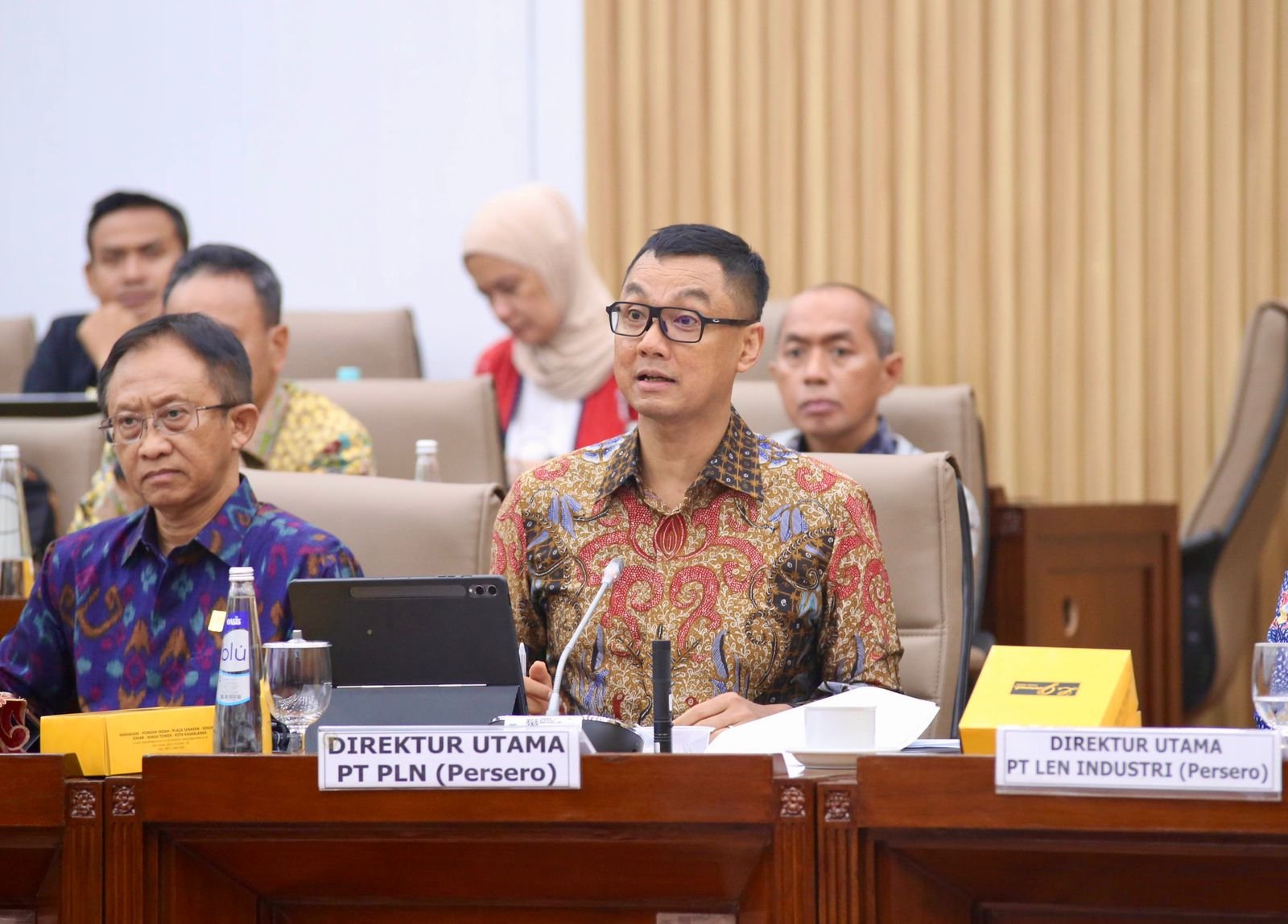 DPR Setujui PMN PLN Rp 3 Triliun Tahun 2025 Untuk Bangun Kelistrikan Daerah Terpencil