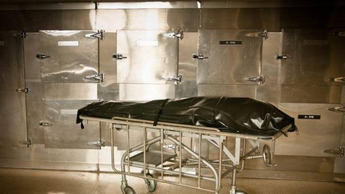 Warga Pontianak Barat Digegerkan Jasad Laki-laki Membusuk dan Tergantung di Rumah Kosong