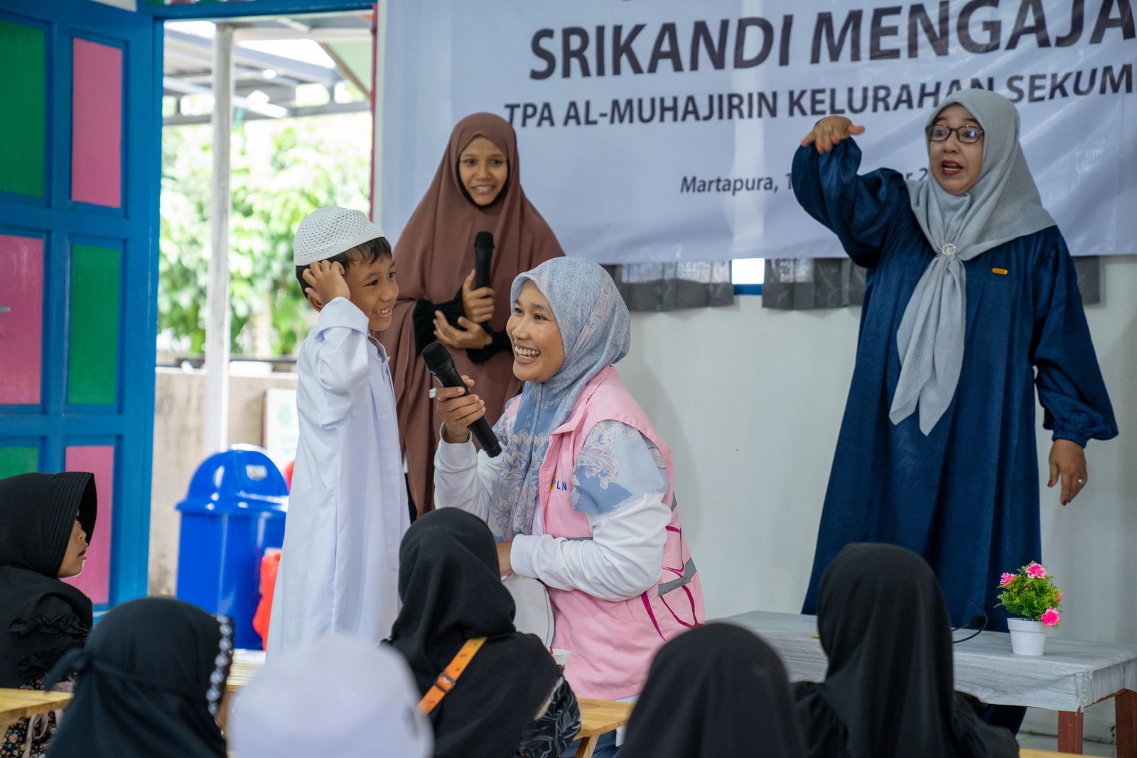Srikandi Sahabat Anak Berbagi Kebahagiaan di TPA Al-Muhajirin