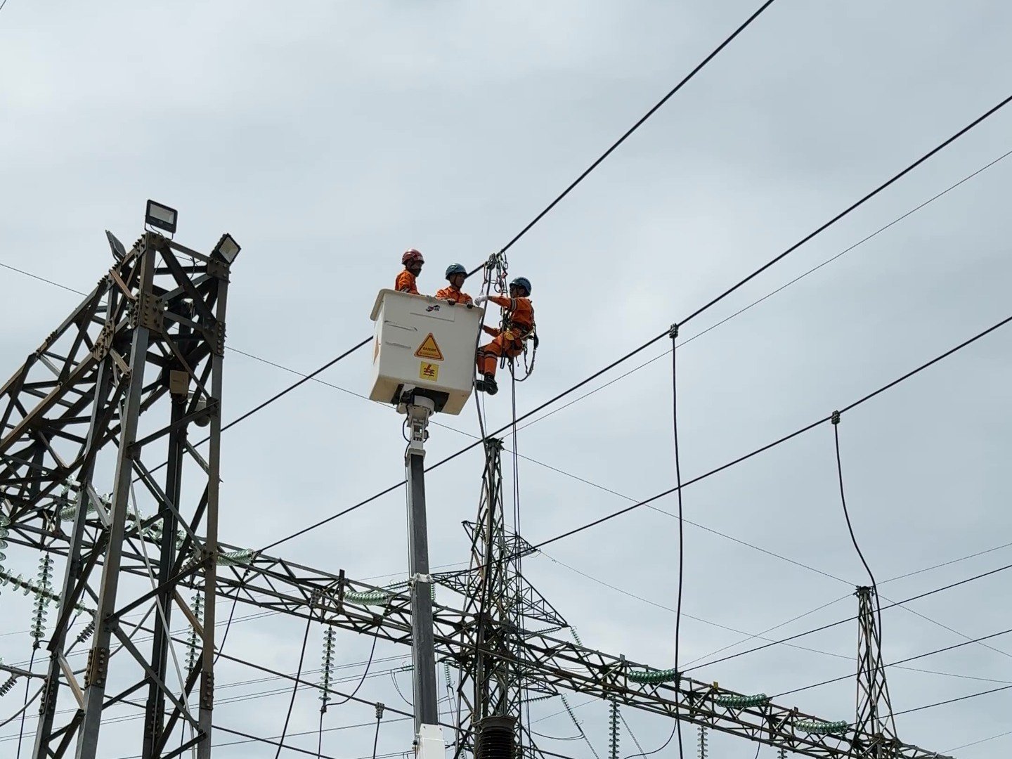 Jelang Natal dan Tahun Baru, PLN Overhaul Trafo Gardu Induk Manggarsari