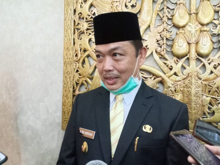 Gubernur Kalbar Komitmen Tingkatkan Kesejahteraan Elemen Buruh